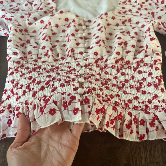 Code Mode Embroidered Crop Top - Picture 7 of 10